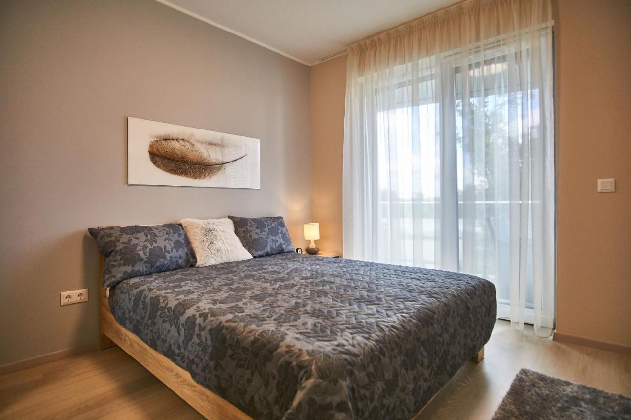 Azur Apartments - Hostaid Siófok Eksteriør bilde